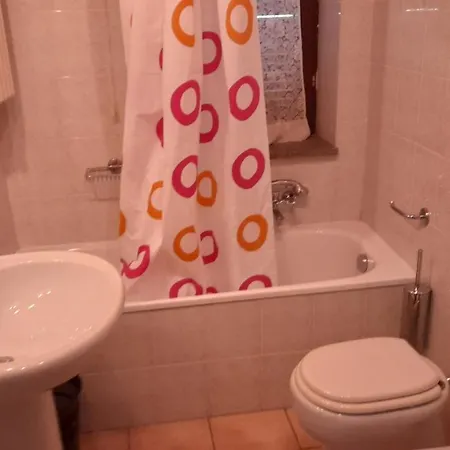 Alojamento de Acomodação e Pequeno-almoço Casa Cantone Foligno *