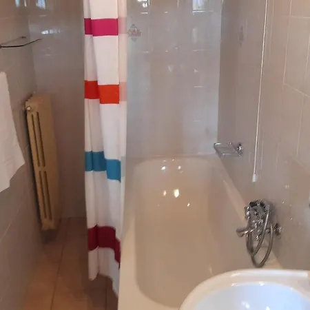 Alojamento de Acomodação e Pequeno-almoço Casa Cantone Foligno *